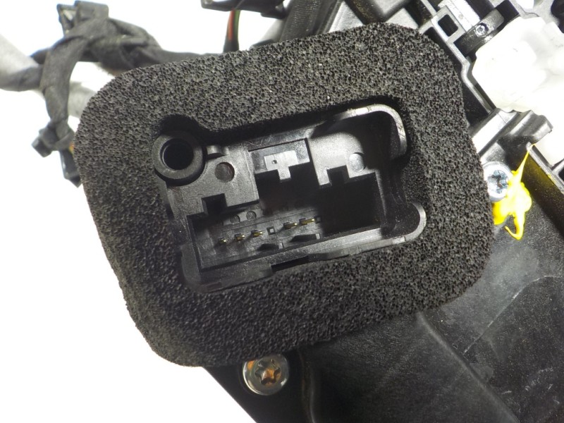 Recambio de cerradura puerta delantera izquierda para seat arona fr go referencia OEM IAM 10B837015B 10B837015B 