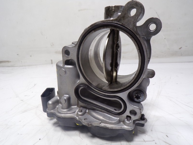 Recambio de caja mariposa para audi q5 (fyb) 2.0 16v tdi referencia OEM IAM 05L128063D 05L128063D 09900225E