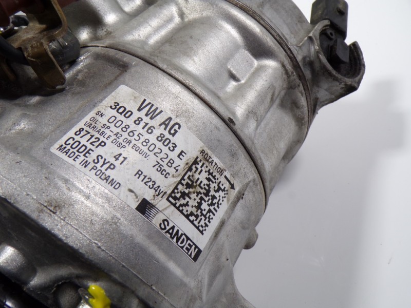 Recambio de compresor aire acondicionado para seat arona fr go referencia OEM IAM  3Q0816803E 