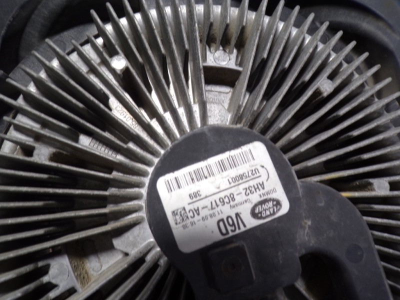Recambio de electroventilador para land rover discovery 4 tdv6 se referencia OEM IAM LR013695 AH328C617AC U2758001