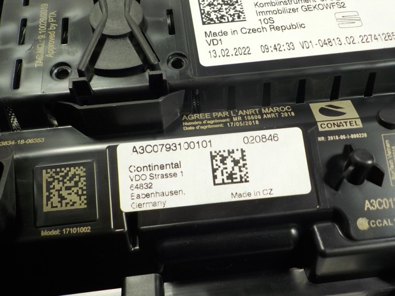 Recambio de cuadro instrumentos para seat arona fr go referencia OEM IAM 6F0920320B 6F0920320B 