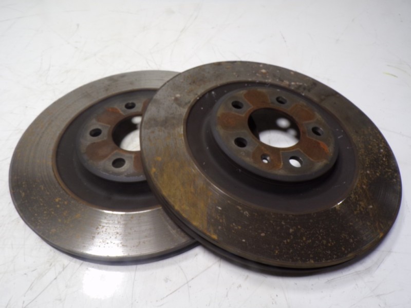 Recambio de disco freno trasero para audi q5 (fyb) 2.0 16v tdi referencia OEM IAM 80A615601C  