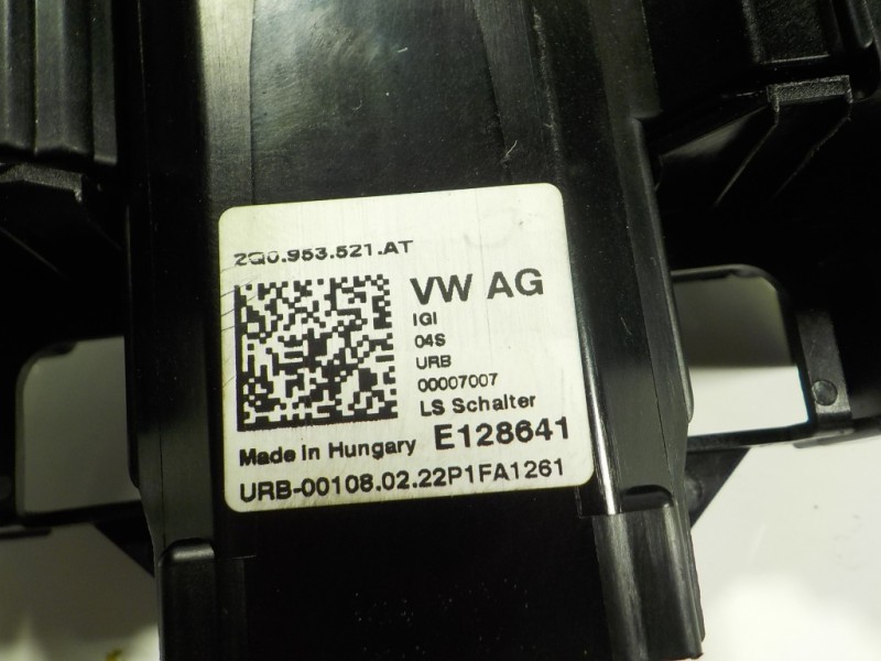 Recambio de mando intermitentes para seat arona fr go referencia OEM IAM 2Q0953502PIGI 2Q0953521AT 2Q0959653