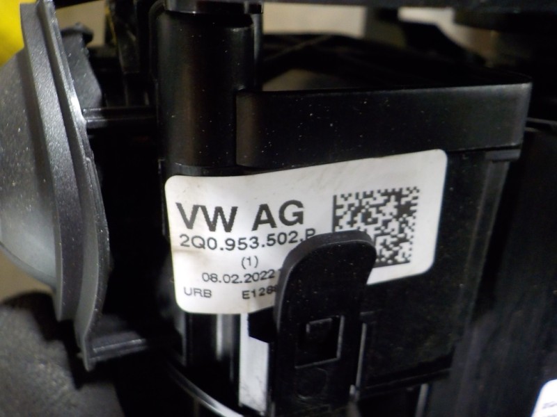 Recambio de mando intermitentes para seat arona fr go referencia OEM IAM 2Q0953502PIGI 2Q0953521AT 2Q0959653