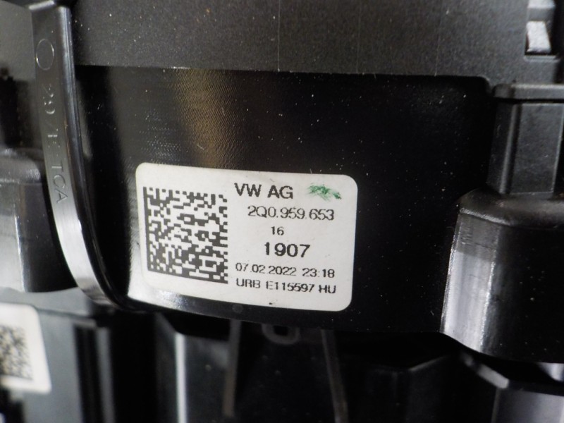 Recambio de mando intermitentes para seat arona fr go referencia OEM IAM 2Q0953502PIGI 2Q0953521AT 2Q0959653