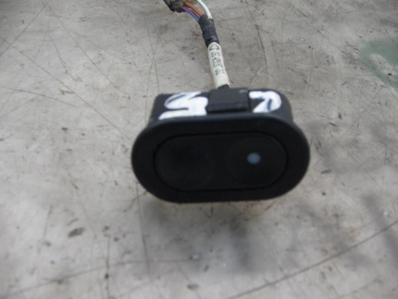 Recambio de mando elevalunas trasero izquierdo para opel frontera a básico referencia OEM IAM   