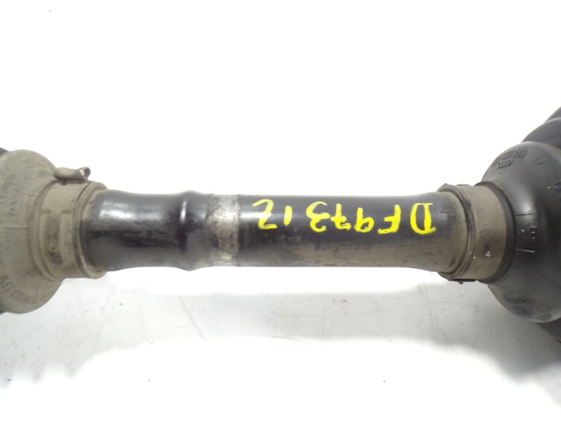 Recambio de transmision izquierda para audi q7 (4l) 3.0 v6 24v tdi referencia OEM IAM 7L0407271F  