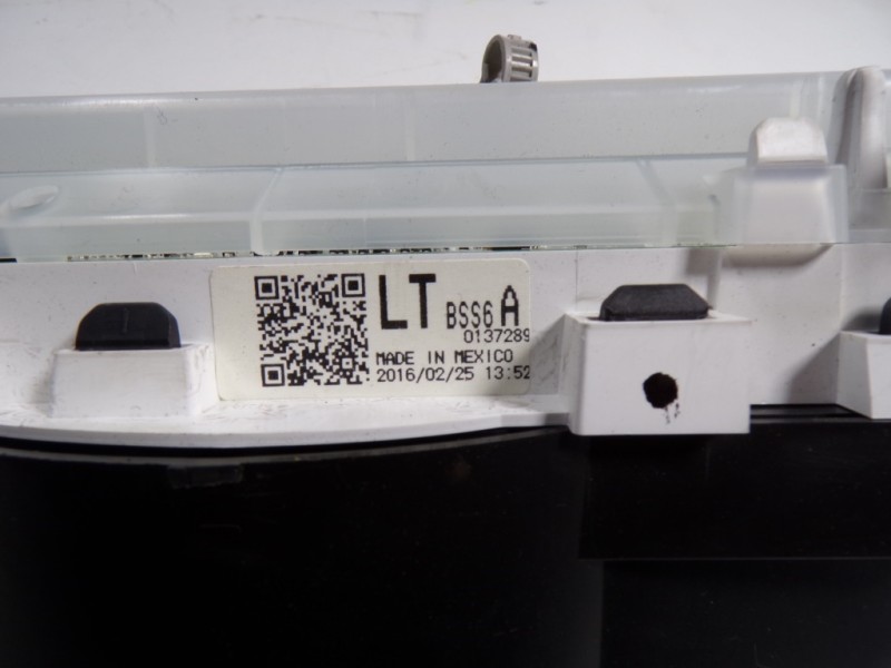 Recambio de cuadro instrumentos para mazda 3 lim. () 1.5 diesel cat referencia OEM IAM BSS655471A 0137289 0137289