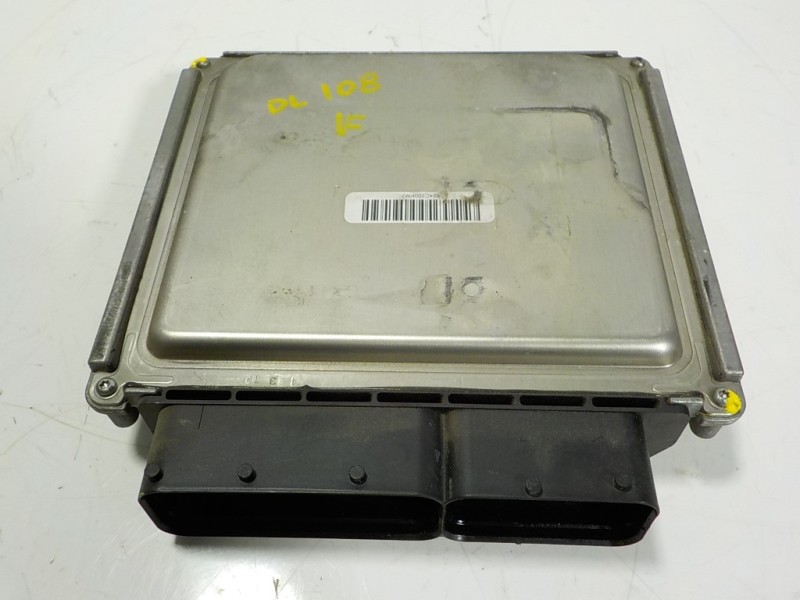 Recambio de centralita motor uce para volkswagen polo (6c1) 1.4 tdi referencia OEM IAM  04B907445 