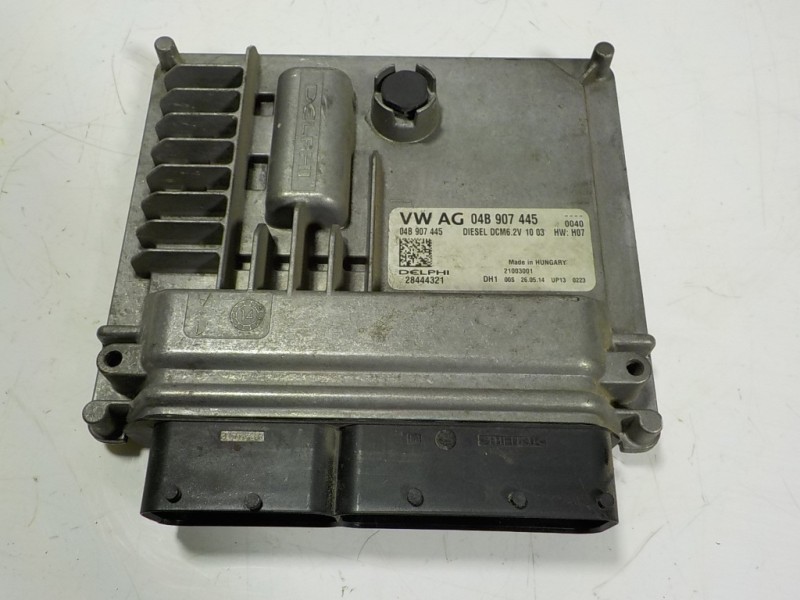 Recambio de centralita motor uce para volkswagen polo (6c1) 1.4 tdi referencia OEM IAM  04B907445 