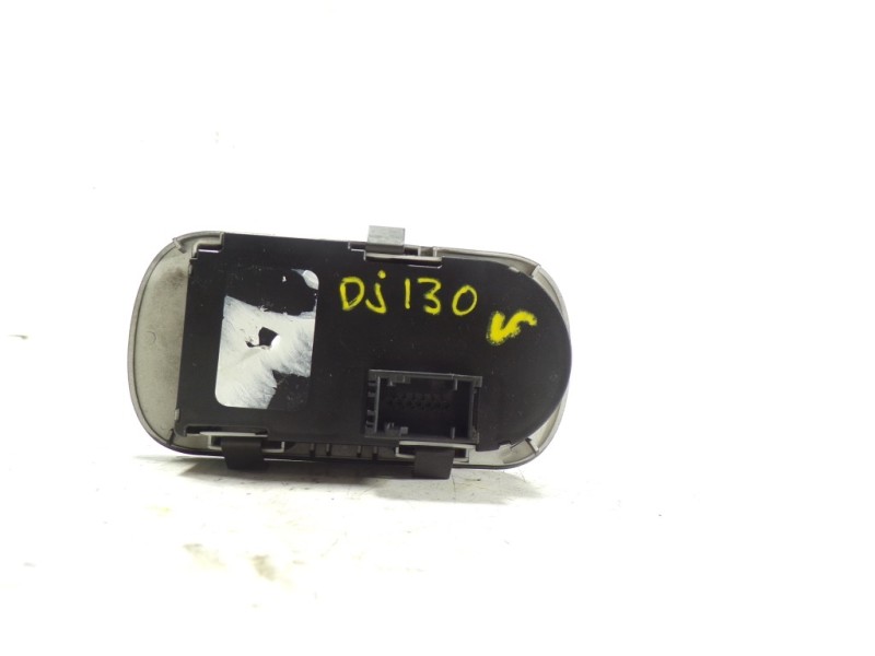 Recambio de mando luces para land rover discovery 4 tdv6 se referencia OEM IAM LR010876  