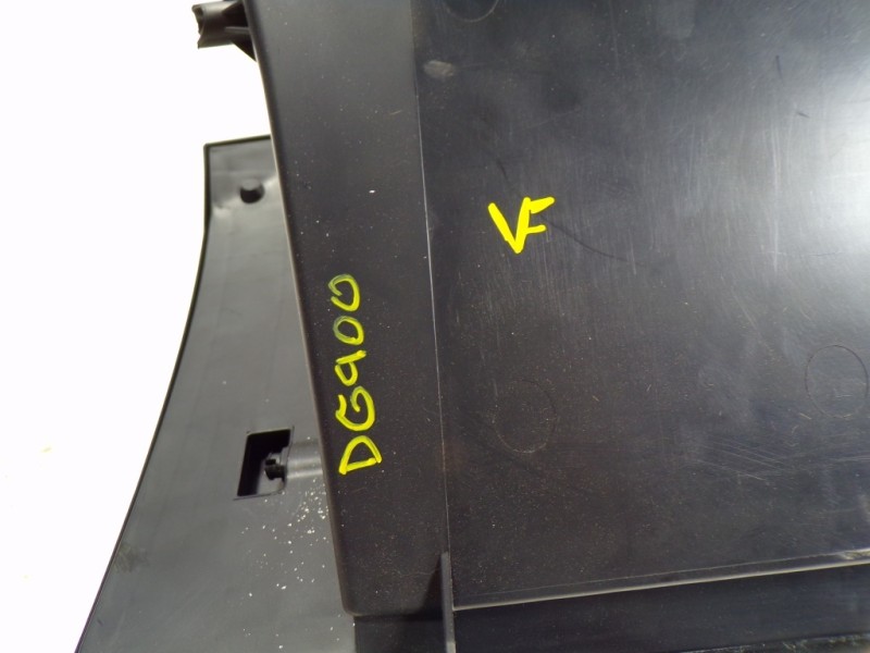 Recambio de guantera para mazda 3 lim. () 1.5 diesel cat referencia OEM IAM BJS764030A02  