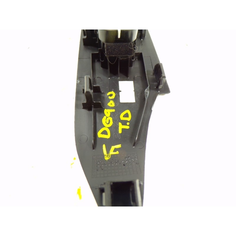 Recambio de mando elevalunas trasero derecho para mazda 3 lim. () 1.5 diesel cat referencia OEM IAM KD3566370 KD3566370 