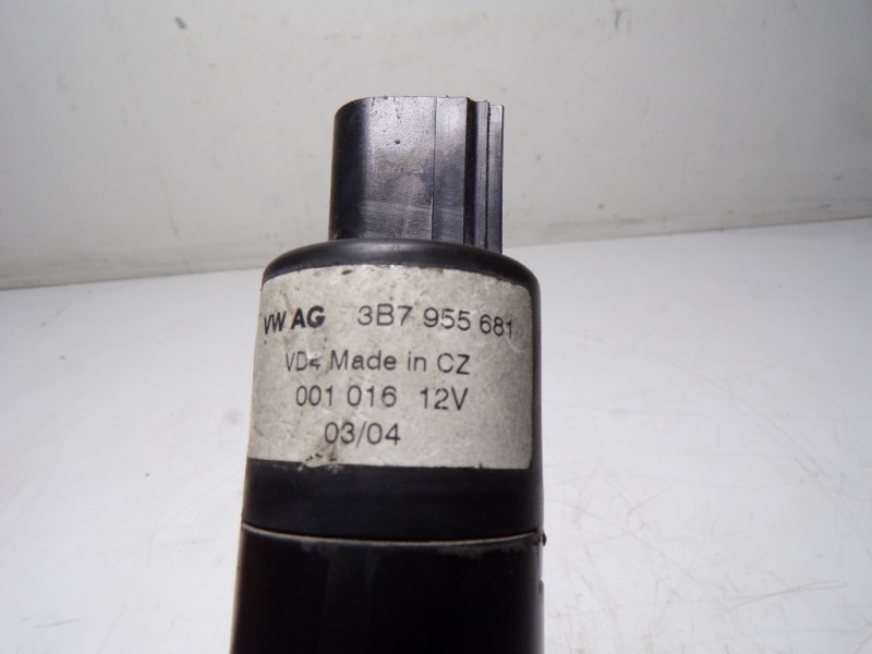 Recambio de bomba limpia para audi a6 berlina (4f2) 3.2 fsi quattro referencia OEM IAM 3B7955681 3B7955681 