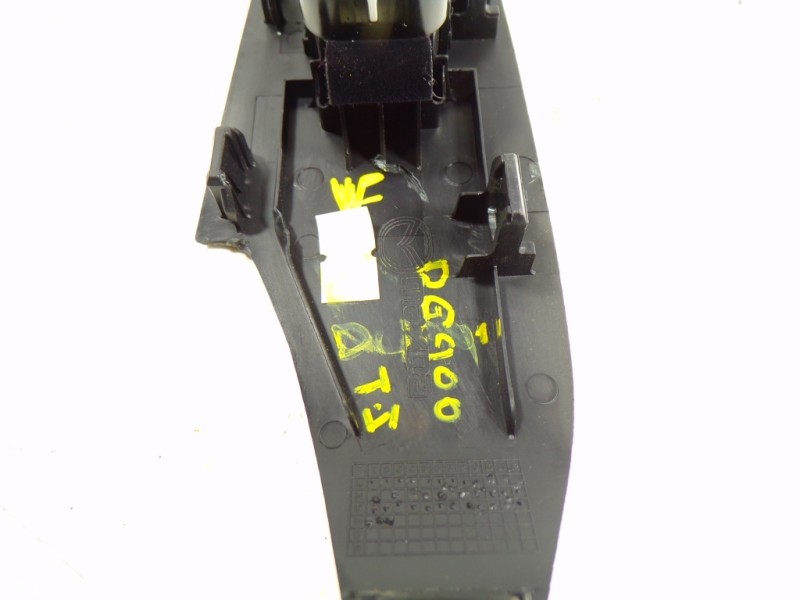 Recambio de mando elevalunas trasero izquierdo para mazda 3 lim. () 1.5 diesel cat referencia OEM IAM KD3566370 KD3566370 