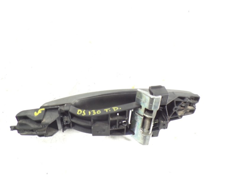 Recambio de maneta exterior trasera derecha para land rover discovery 4 tdv6 se referencia OEM IAM LR019308  