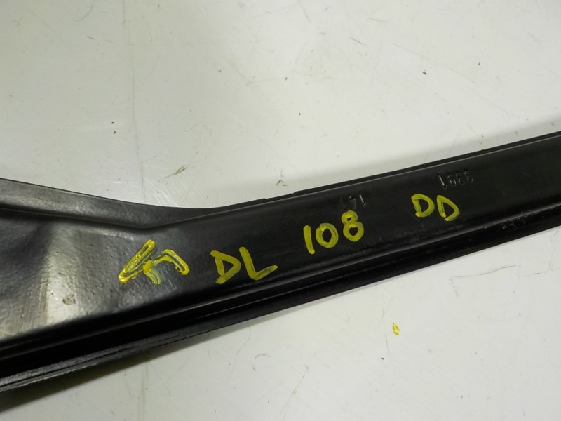 Recambio de elevalunas delantero derecho para volkswagen polo (6c1) 1.4 tdi referencia OEM IAM 6R4837462L  