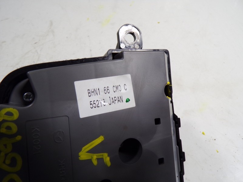 Recambio de mando multifuncion para mazda 3 lim. () 1.5 diesel cat referencia OEM IAM BHN166CM0C BHN166CM0C 