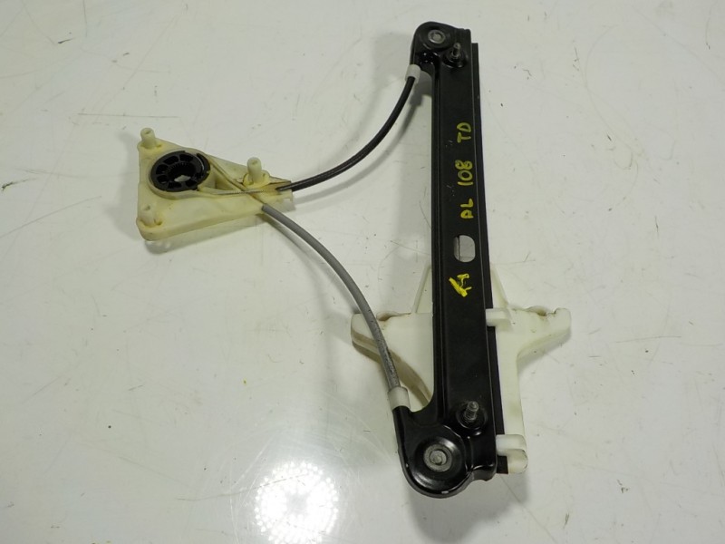 Recambio de elevalunas trasero derecho para volkswagen polo (6c1) 1.4 tdi referencia OEM IAM 6R4839462E  