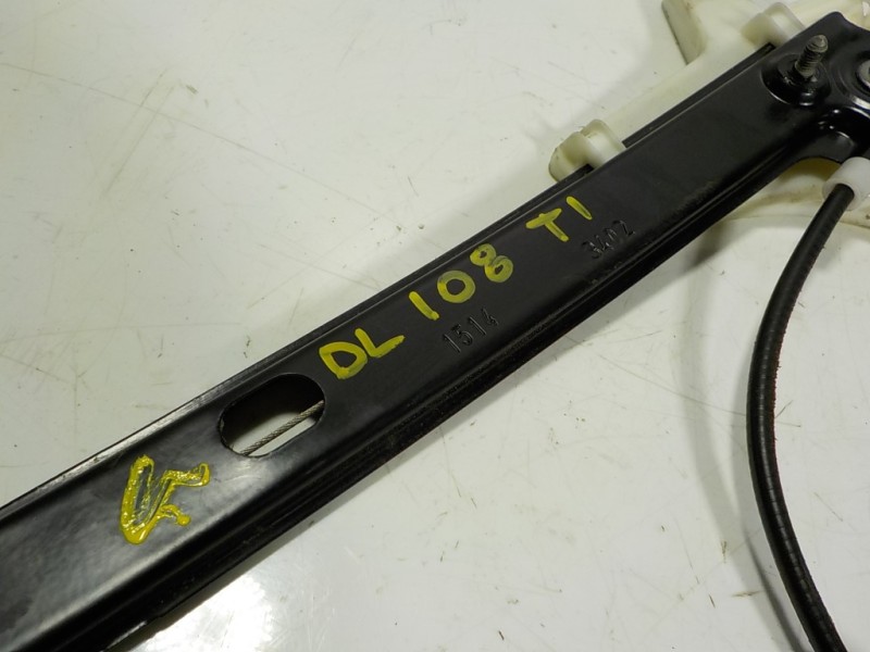 Recambio de elevalunas trasero izquierdo para volkswagen polo (6c1) 1.4 tdi referencia OEM IAM 6R4839462E  