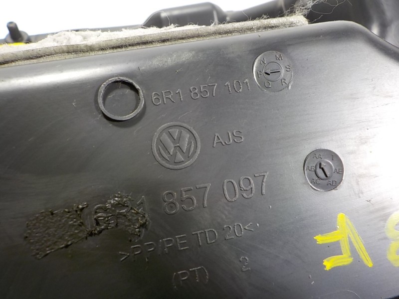 Recambio de guantera para volkswagen polo (6c1) 1.4 tdi referencia OEM IAM 6R1857101M82V 6R1857097 6R1857121J82V