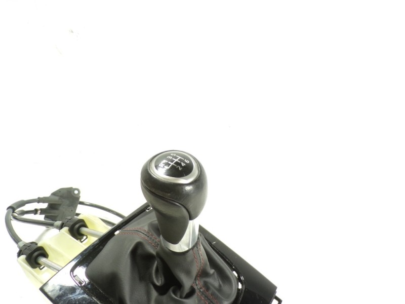 Recambio de palanca cambio para mazda 3 lim. () 1.5 diesel cat referencia OEM IAM BJS746100 BJS746100 FB2500248