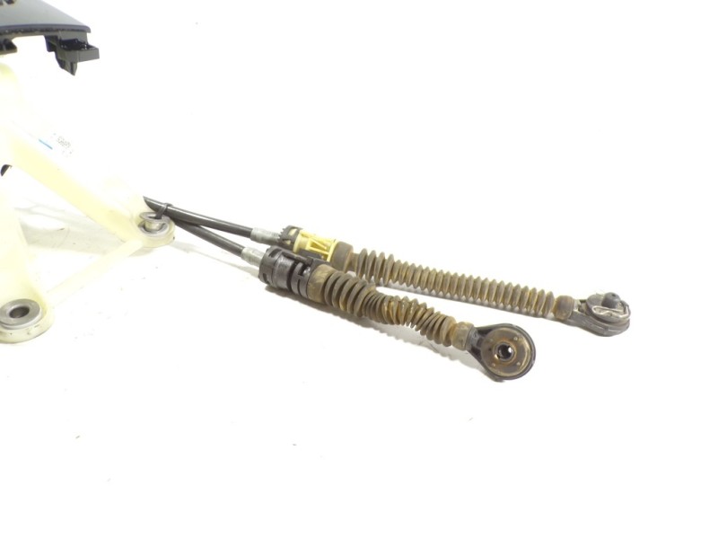 Recambio de palanca cambio para mazda 3 lim. () 1.5 diesel cat referencia OEM IAM BJS746100 BJS746100 FB2500248