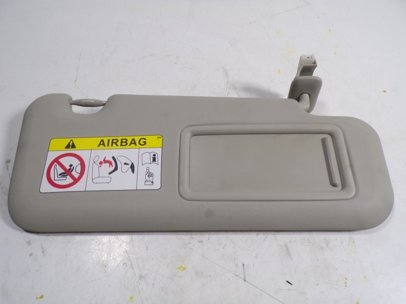 Recambio de parasol derecho para mazda 3 lim. () 1.5 diesel cat referencia OEM IAM BHS369270A75  