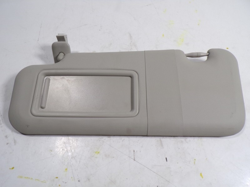 Recambio de parasol izquierdo para mazda 3 lim. () 1.5 diesel cat referencia OEM IAM GHR169320B75  