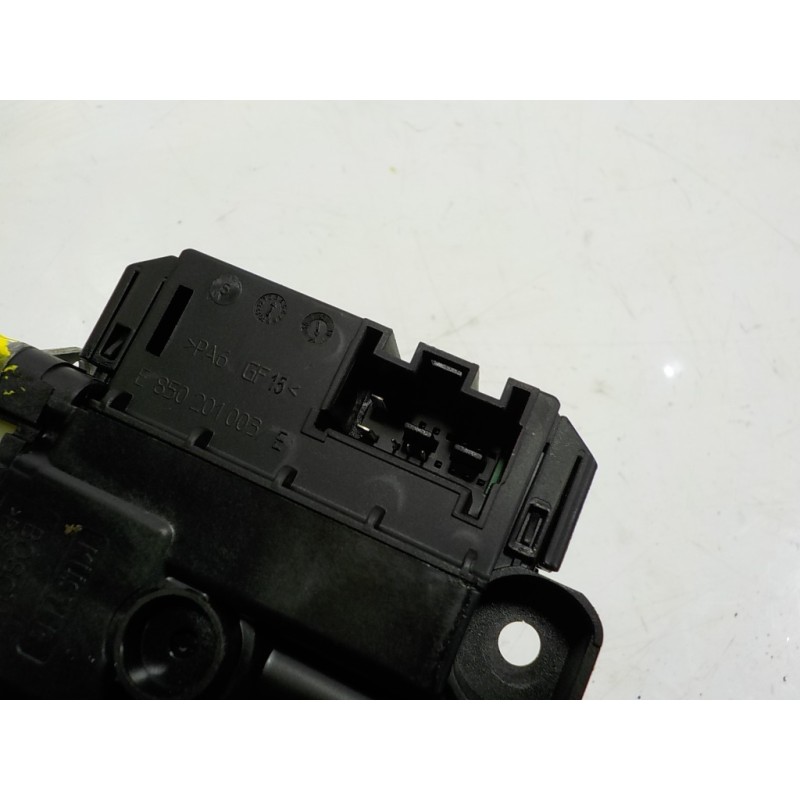 Recambio de motor elevalunas trasero derecho para volkswagen polo (6c1) 1.4 tdi referencia OEM IAM 6R0959812NZ00 6R0959812N 