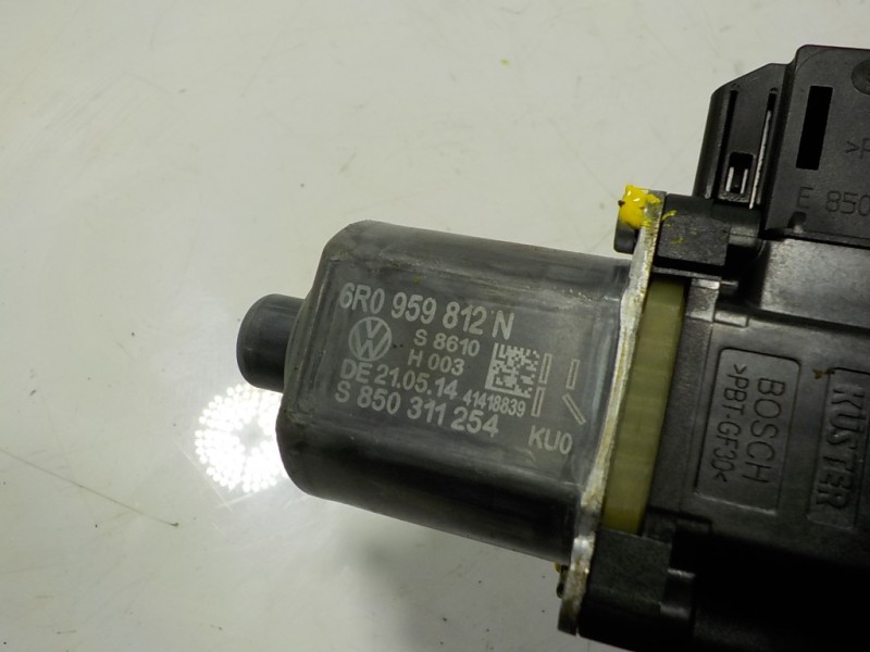 Recambio de motor elevalunas trasero derecho para volkswagen polo (6c1) 1.4 tdi referencia OEM IAM 6R0959812NZ00 6R0959812N 