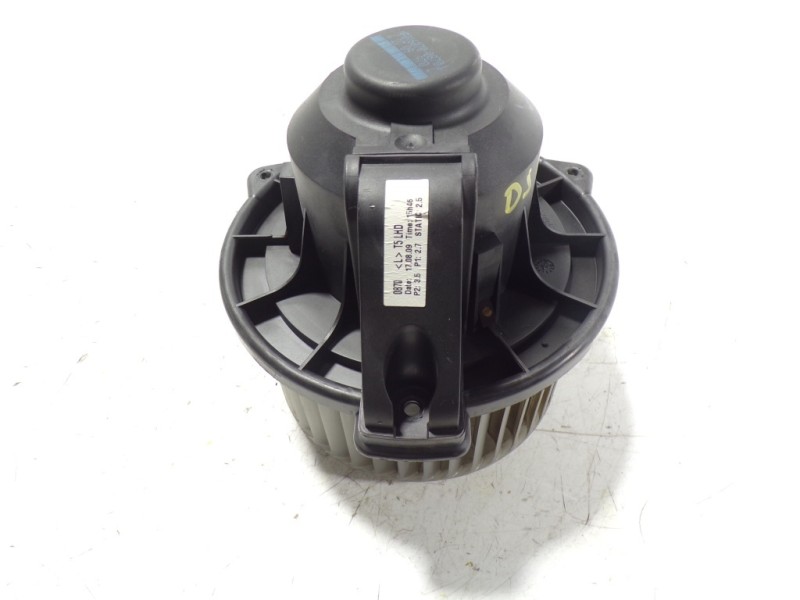 Recambio de motor calefaccion para land rover discovery 4 tdv6 se referencia OEM IAM JGC500050 MF0160700870 MF0160700870