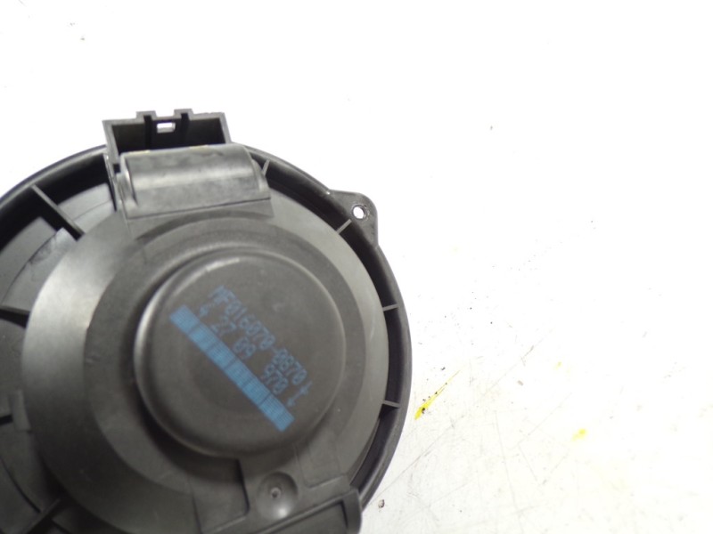 Recambio de motor calefaccion para land rover discovery 4 tdv6 se referencia OEM IAM JGC500050 MF0160700870 MF0160700870