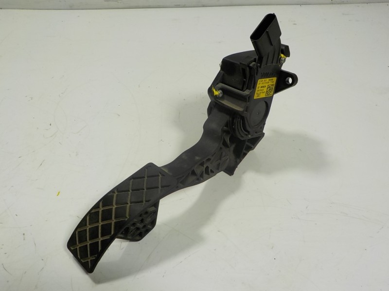 Recambio de potenciometro pedal para volkswagen polo (6c1) 1.4 tdi referencia OEM IAM 6C1721503B 6C1721503B 