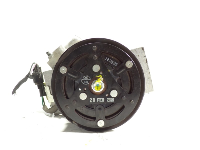 Recambio de compresor aire acondicionado para ford transit courier 1.5 tdci cat referencia OEM IAM   