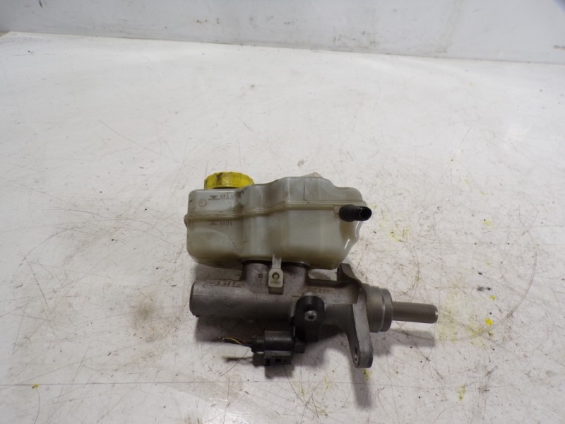 Recambio de bomba freno para volkswagen polo (6r1) 1.6 tdi referencia OEM IAM 6R1611019A  