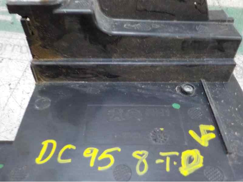 Recambio de cerradura puerta trasera derecha para peugeot 308 1.6 hdi referencia OEM IAM 9810309880 9810309880 