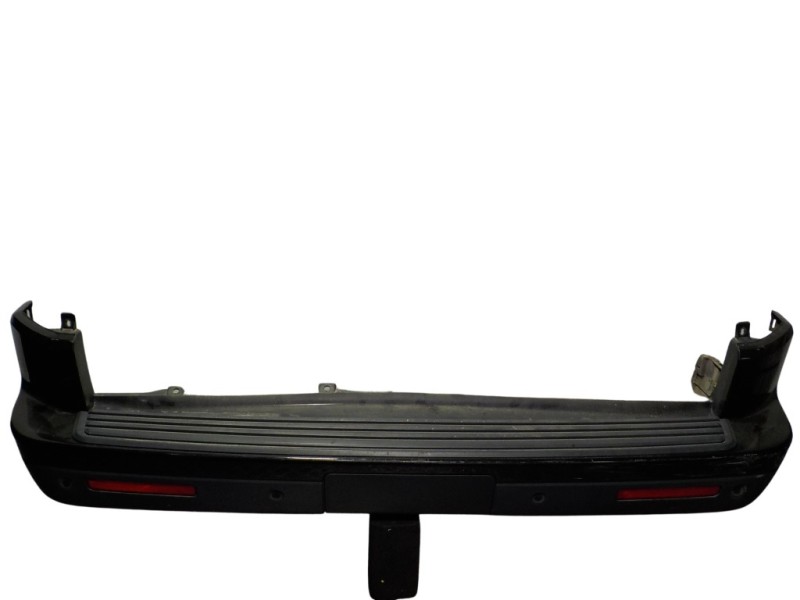 Recambio de paragolpes trasero para land rover discovery 4 tdv6 se referencia OEM IAM LR015463  
