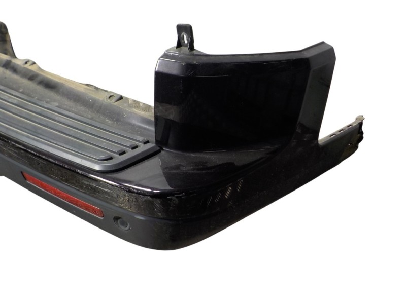 Recambio de paragolpes trasero para land rover discovery 4 tdv6 se referencia OEM IAM LR015463  