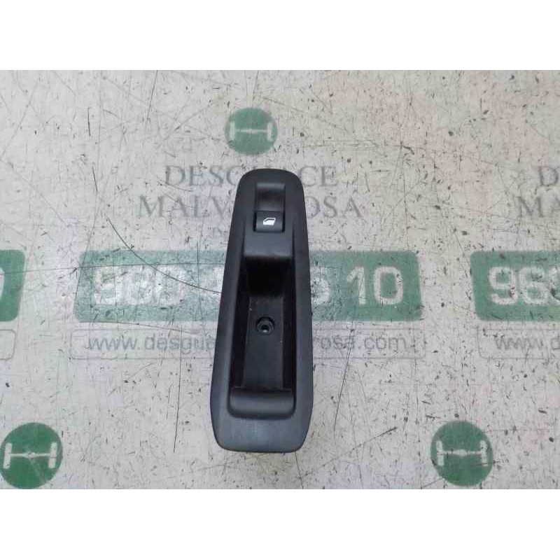 Recambio de mando elevalunas trasero derecho para peugeot 308 1.6 hdi referencia OEM IAM 96762292ZD  