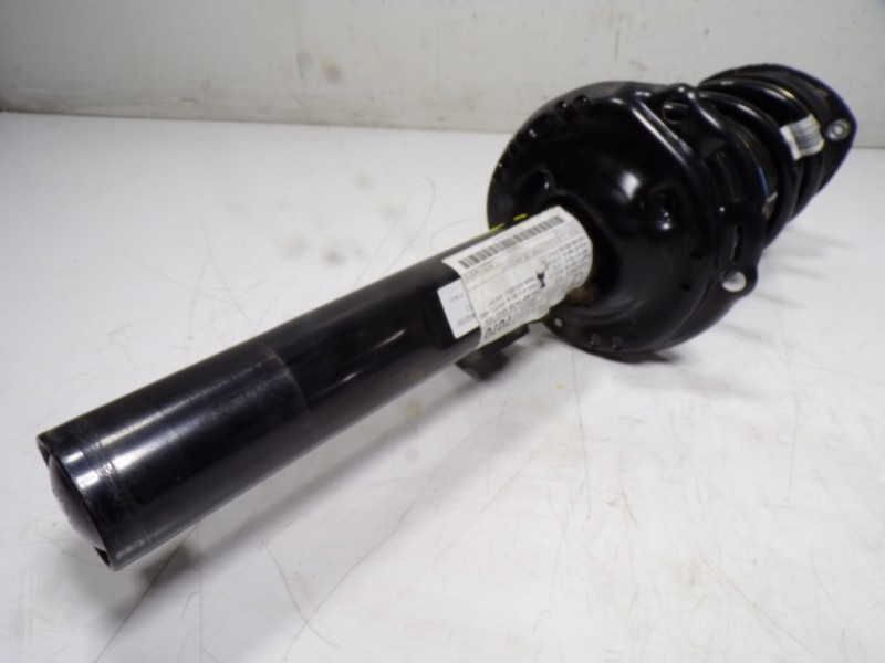 Recambio de amortiguador delantero derecho para seat leon sportstourer (kl8) fr referencia OEM IAM 5WA413023J 5WA413023J 