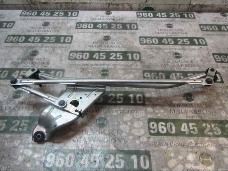 Recambio de articulacion limpia delantero para dacia duster adventure referencia OEM IAM 8200619512  