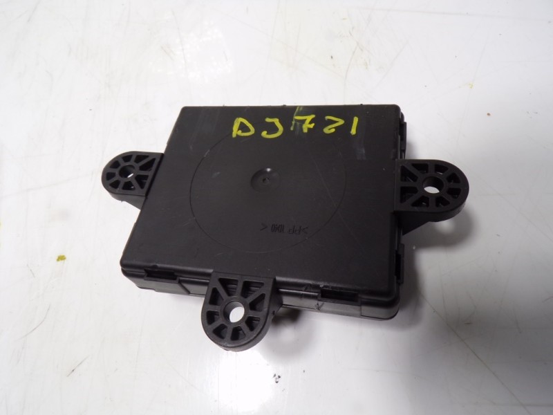 Recambio de modulo electronico para volvo v40 cross country 2.0 diesel cat referencia OEM IAM 31343873 31343872 