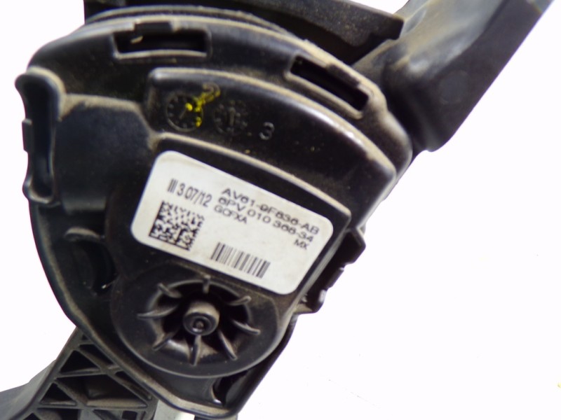 Recambio de potenciometro pedal para ford c-max 1.6 tdci cat referencia OEM IAM 1682673 AV619F836AB 