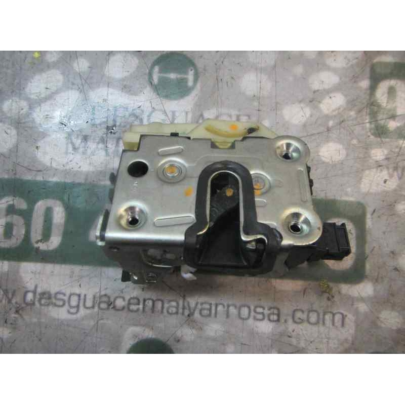 Recambio de cerradura puerta delantera derecha para dacia duster adventure referencia OEM IAM 805021840R  