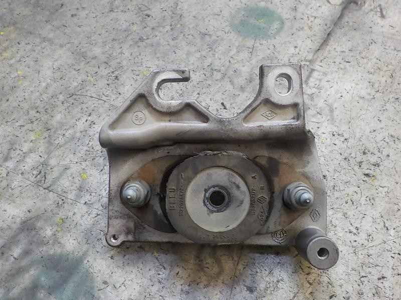 Recambio de soporte cambio para dacia duster 1.5 dci diesel fap cat referencia OEM IAM 112228880R  