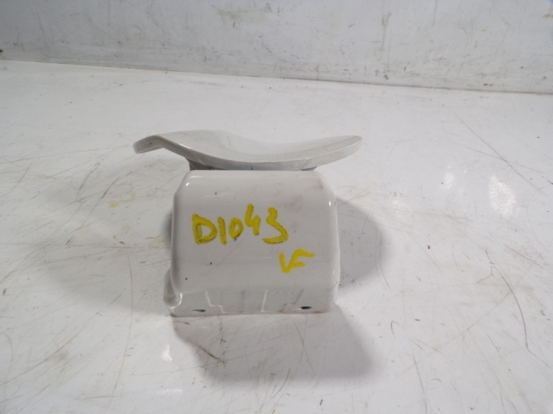 Recambio de tapa combustible para hyundai i20 1.4 cat referencia OEM IAM 695101J000  