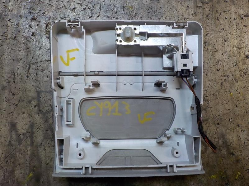 Recambio de piloto interior para bmw serie 3 berlina (e90) 320d referencia OEM IAM 61319201629  