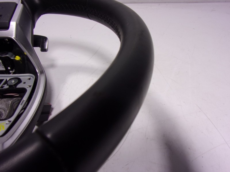 Recambio de volante para land rover new discovery l462 3.0 d referencia OEM IAM  MY423F563AC8PVJ 