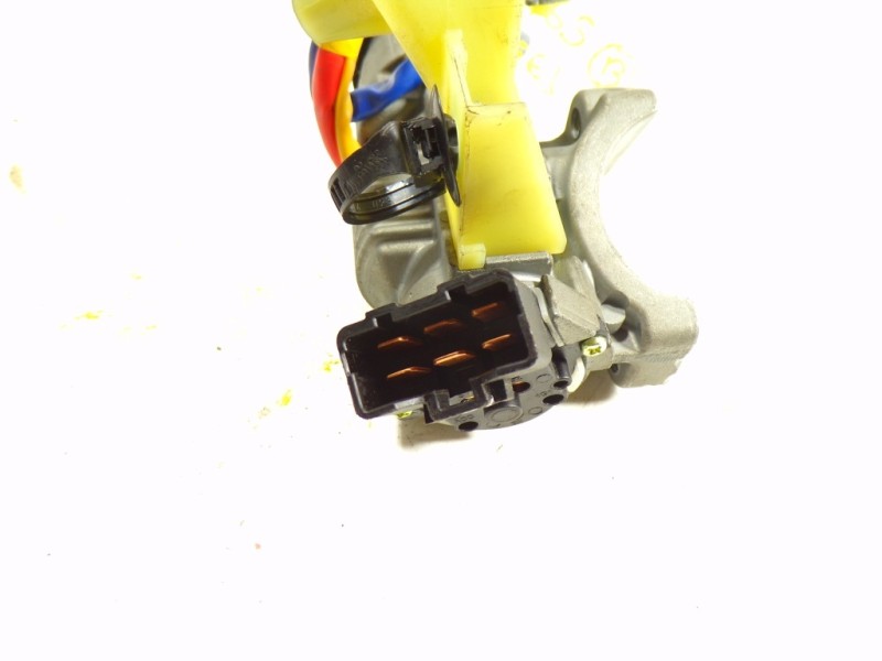 Recambio de antirrobo para kia cee´d 1.6 crdi cat referencia OEM IAM 819103X000  